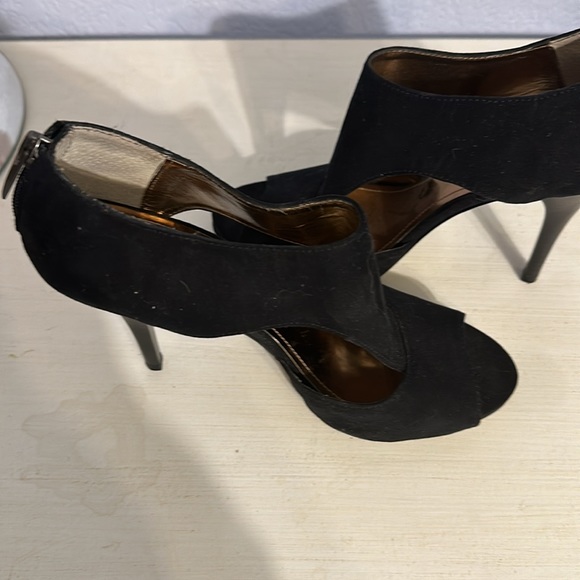 Ellen Tracy Suede Heeled Sandals - Picture 5 of 10